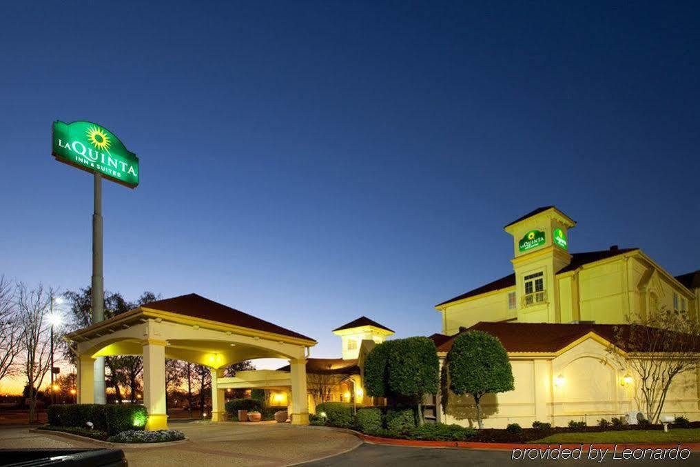 La Quinta By Wyndham Alexandria Airport Hotel Luaran gambar